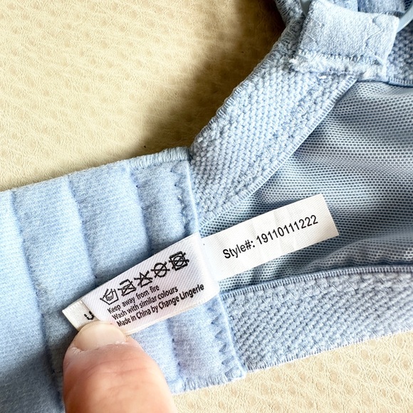 Change Florence Full Support Full Cup Bra Size 44F - Picture 4 of 10